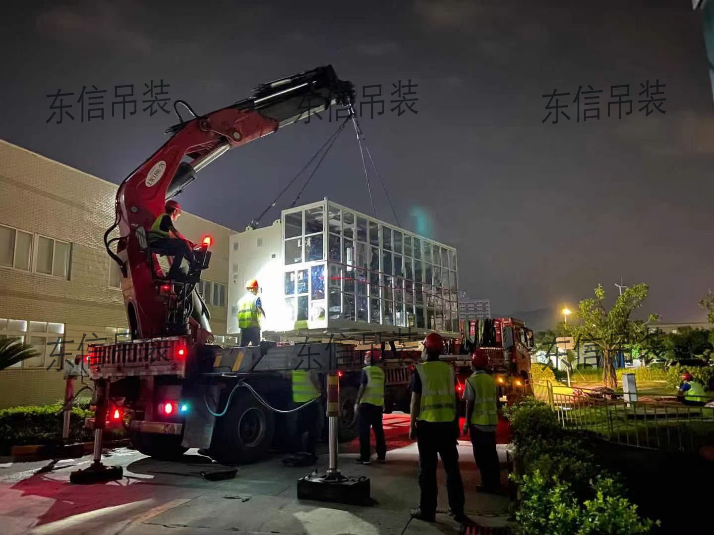 關于塔吊安全電壓的問題